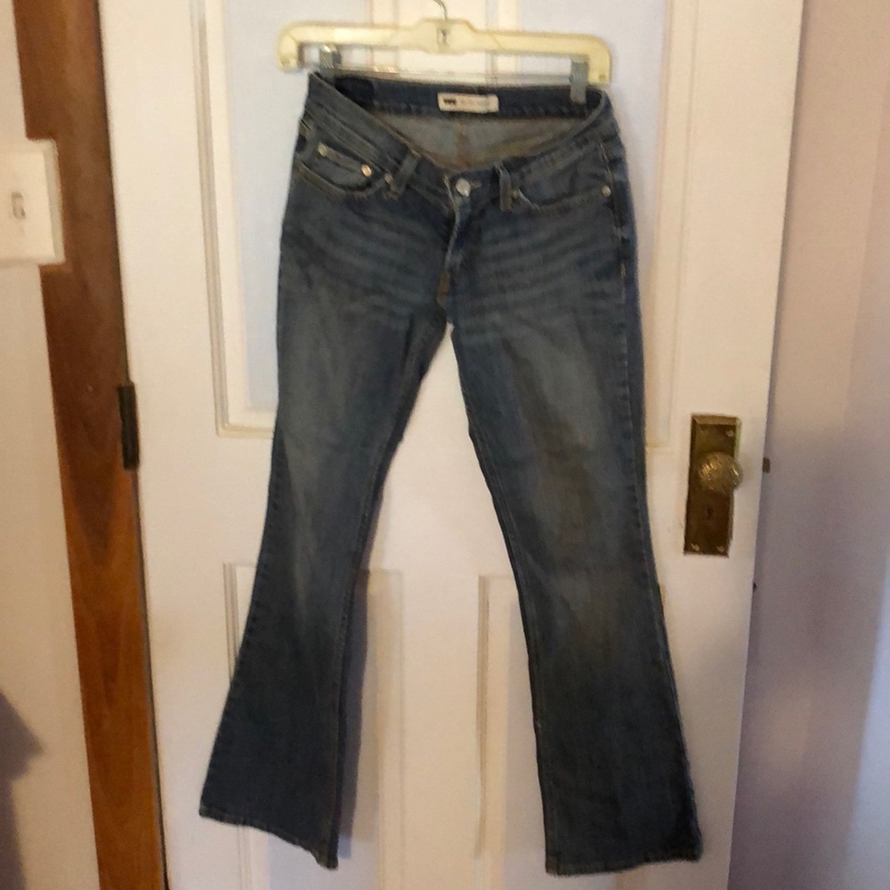 Levi jeans